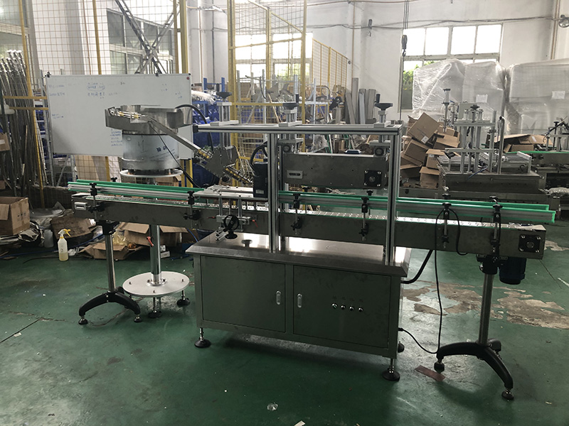 Automatic Press Snap Capping Machine Details