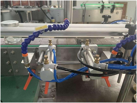 Automatic Single Head Screw Capping Machine Details